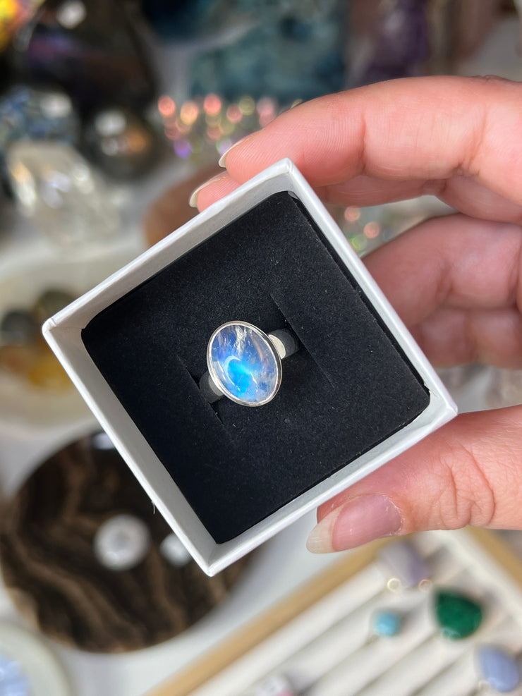 Sterling Silver Moonstone Ring Size 6.5