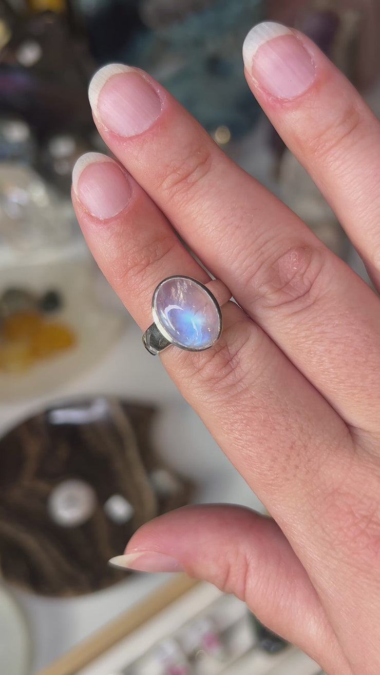 Sterling Silver Moonstone Ring Size 6.5